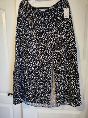 Nine West Black and White Printed Maxi Skirt